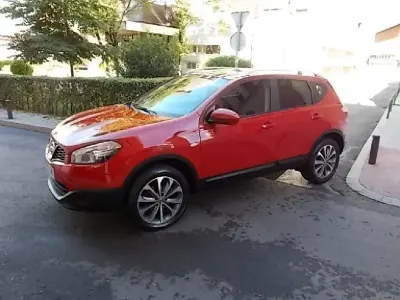 Usado Nissan Qashqai Tekna 150 CV (110 kW) 2010 Rojo SUV