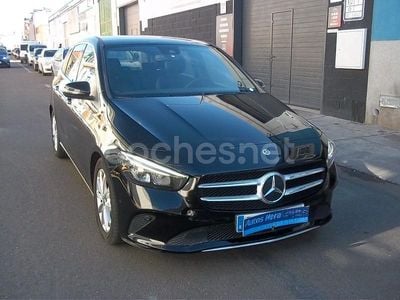 Mercedes B200