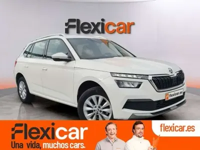 Usado Skoda Kamiq Ambition 110 CV (80 kW) 2021 Blanco SUV