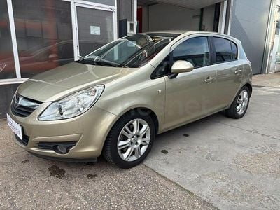 Usado Opel Corsa Cosmo 90 CV (66 kW) 2009 Beige Utilitario