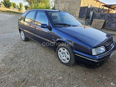 Usado Citroën ZX Tonic 71 CV (52 kW) 1997 Azul Berlina