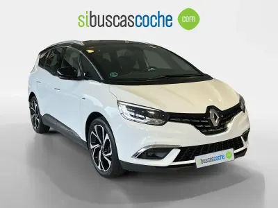 Usado Renault Grand Scénic IV Black Edition 160 CV (117 kW) 2021 Blanco Monovolumen