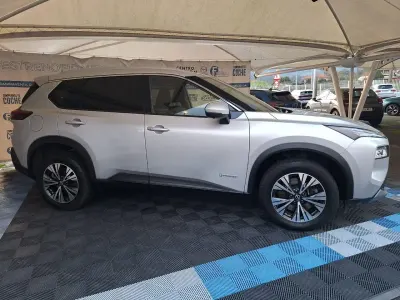 Usado Nissan X-Trail N-Connecta 204 CV (150 kW) 2024 Gris SUV