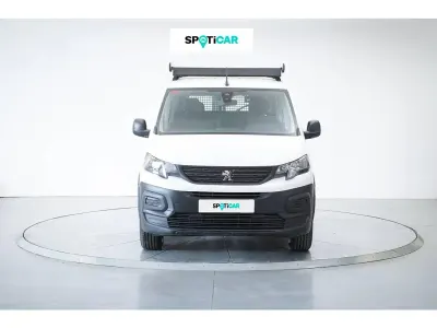 Usado Peugeot Rifter Active 100 CV (73 kW) 2022 Blanco Monovolumen