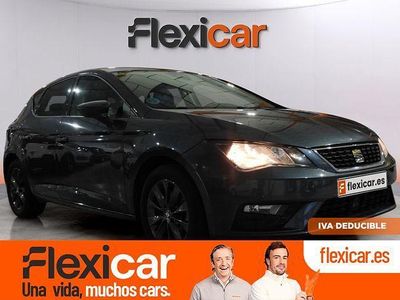Usado Seat Leon Style 130 CV (95 kW) 2020 Gris Familiar