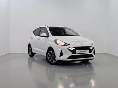 Usado Hyundai i10 63 CV (46 kW) 2025 Blanco Utilitario