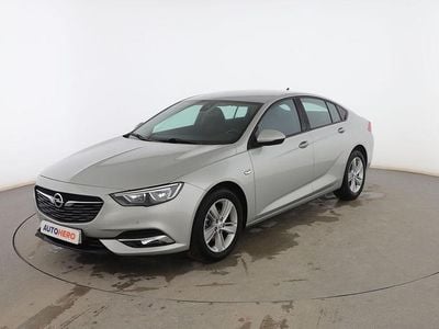 Usado Opel Insignia Selective 135 CV (99 kW) 2018 Gris Berlina