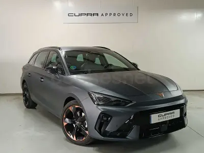 Usado Cupra Leon 150 CV (110 kW) 2025 Gris / plata Familiar