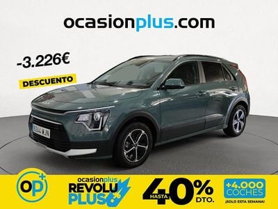 Usado Kia Niro 141 CV (103 kW) 2023 Gris / plata SUV