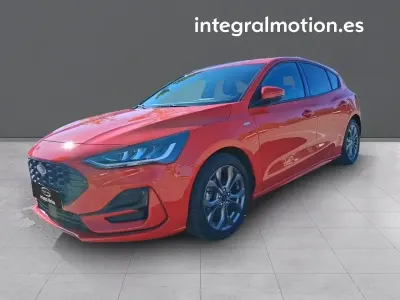 Usado Ford Focus ST-Line 125 CV (91 kW) 2023 Rojo