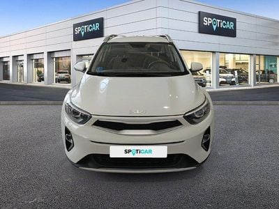 Usado Kia Stonic 100 CV (73 kW) 2022 Blanco SUV