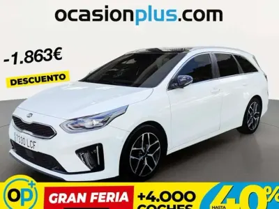 Usado Kia Ceed GT GT-Line 140 CV (102 kW) 2019 Blanco Familiar