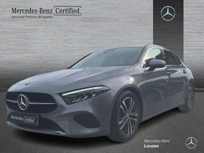 Gris montaña Usado 2024 Mercedes A200 Progressive | 35.400 € (Un poco caro)