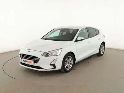 Usado Ford Focus Trend+ 125 CV (91 kW) 2019 Blanco Berlina