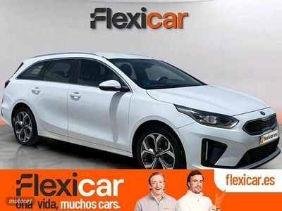 Usado Kia Ceed GT GT-Line 136 CV (100 kW) 2021 Blanco Familiar