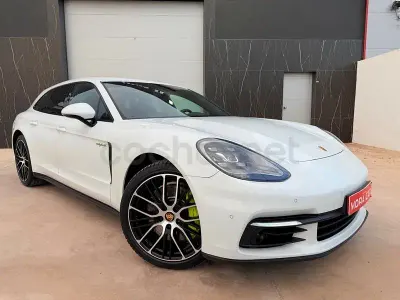 Usado Porsche Panamera 4 Sport Turismo 462 CV (339 kW) 2018 Blanco Familiar