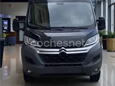 Käytetty Citroën Jumper 130 HP (95 kW) 2012 Musta Tila-auto