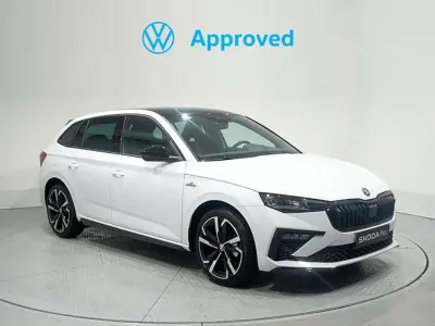 Usado Skoda Scala Monte Carlo 116 CV (85 kW) 2025 Blanco Utilitario