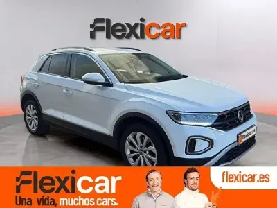 Usado VW T-Roc Life 150 CV (110 kW) 2023 Blanco SUV