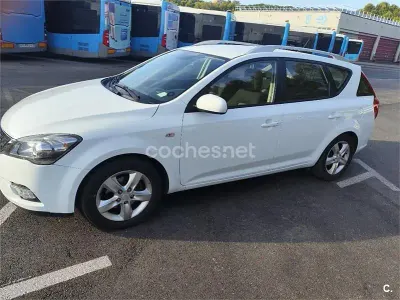 Usado Kia Ceed Active 128 CV (94 kW) 2011 Blanco Utilitario