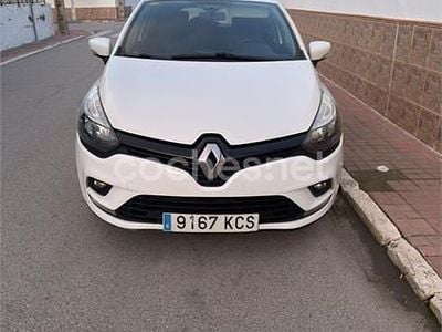 Usado Renault Clio IV Business 90 CV (66 kW) 2017 Blanco Berlina