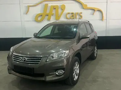 Usado Toyota RAV4 Executive 150 CV (110 kW) 2011 Marrón SUV