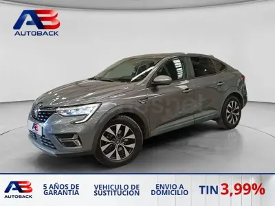 Usado Renault Arkana Equilibre 145 CV (106 kW) 2022 Gris SUV