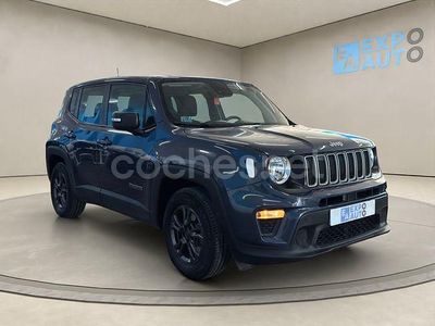 Usado Jeep Renegade Longitude 130 CV (95 kW) 2022 Gris / plata SUV
