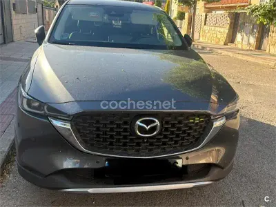 Usado Mazda CX-5 Newground 165 CV (121 kW) 2021 Gris / plata SUV