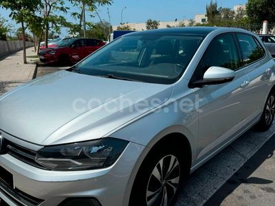 Gris / plata Usado 2021 VW Polo Advance Berlina | 13.490 € (Precio justo)