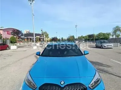 Usado BMW 118 136 CV (100 kW) 2023 Azul Utilitario