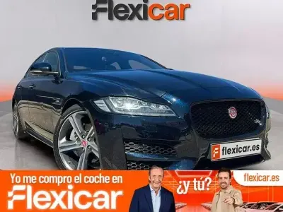 Usado Jaguar XF R-Sport 180 CV (132 kW) 2015 Azul Berlina