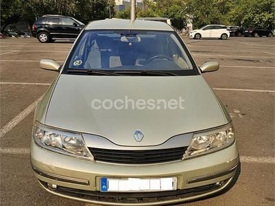 Beige Usado 2001 Renault Laguna GrandTour Dynamique Familiar | 1600 €