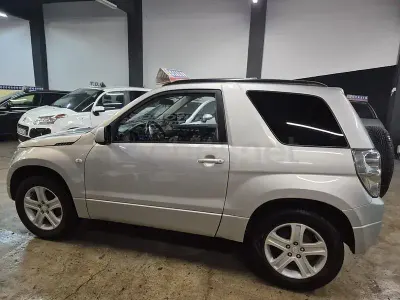 Begagnad Suzuki Grand Vitara 106 HK (77 kW) 2007 Grå SUV