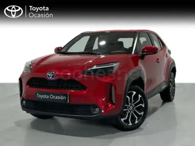 Usado Toyota Yaris Cross Active 116 CV (85 kW) 2022 Rojo SUV
