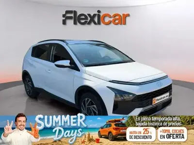 Usado Hyundai Bayon 100 CV (73 kW) 2024 Blanco SUV