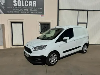 Usado Ford Transit Courier Trend 75 CV (55 kW) 2018 Blanco Van