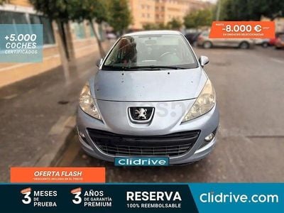 Usado Peugeot 207 Active 70 CV (51 kW) 2012 Azul Berlina