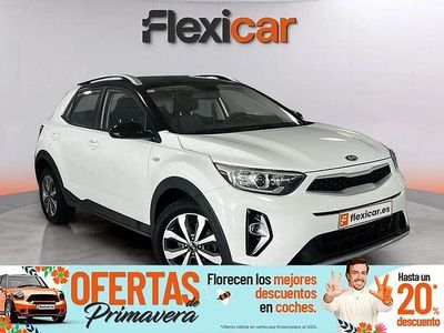 Usado Kia Stonic 84 CV (61 kW) 2021 Blanco SUV