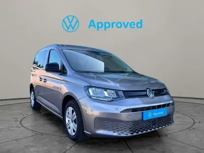 Usado VW Caddy 102 CV (75 kW) 2025 Beige Monovolumen