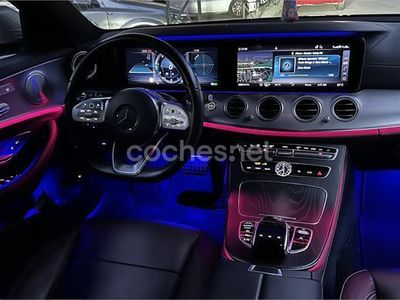 Usado Mercedes E220 194 CV (142 kW) 2019 Gris / plata Berlina