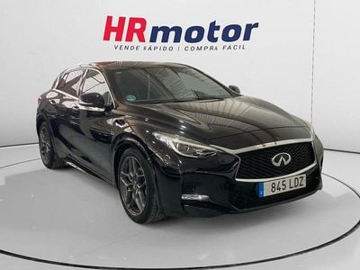 Infiniti Q30