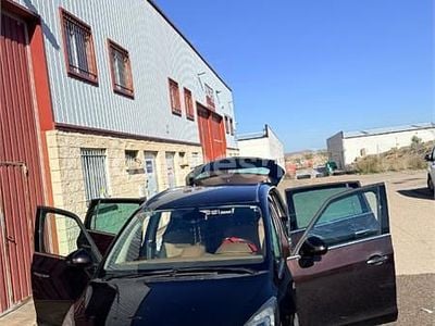 Usado Opel Zafira Tourer Excellence 165 CV (121 kW) 2012 Marrón Monovolumen