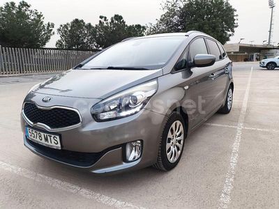 Gris / plata Usado 2015 Kia Carens Monovolumen | 10.900 € (Un poco caro)