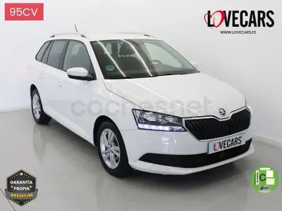 Usado Skoda Fabia Ambition 95 CV (69 kW) 2021 Blanco Familiar