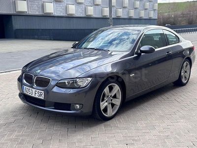 Usado BMW 325 218 CV (160 kW) 2007 Gris / plata Coupe