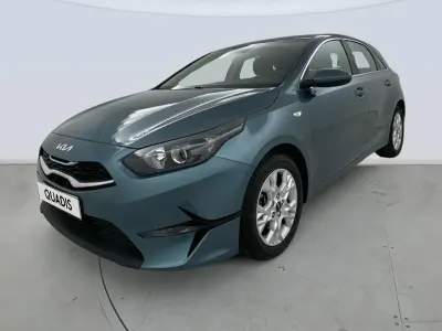 Usado Kia Ceed 101 CV (74 kW) 2022 Gris Utilitario