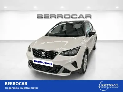 Usado Seat Arona Xperience 115 CV (84 kW) 2025 Blanco SUV