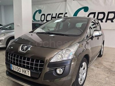 Usado Peugeot 3008 Style 112 CV (82 kW) 2012 Marrón Familiar