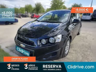 Usado Chevrolet Aveo LTZ 95 CV (69 kW) 2012 Negro Berlina